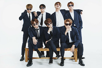 BTS FESTA 4th Anniversaryê°ì¡± ì¬ì§ PART 1/2 [061017] HD wallpaper